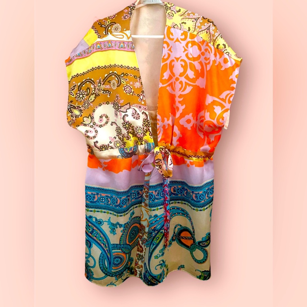 Alice and Trixie kimono style blouse size x small
